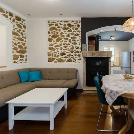 Apartment Drazovic