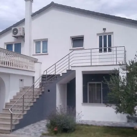 Drazovic Apartamento *